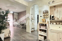 Via Edmondo de Amicis